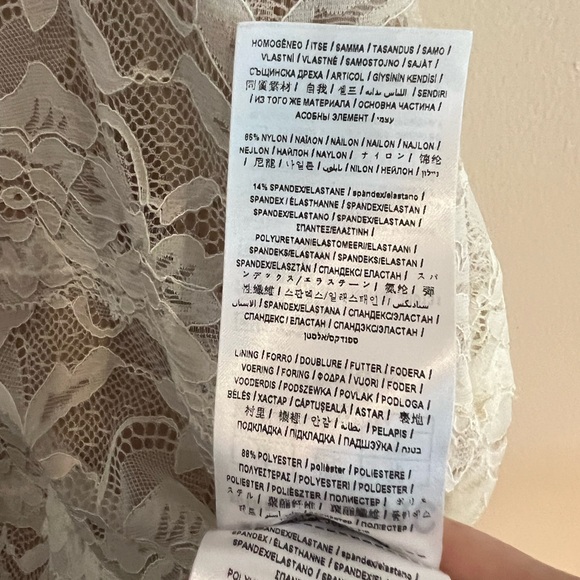 Guess Bodycon Floral Lace Mini Dress, Size XS, Nude/Off White - Picture 6 of 10